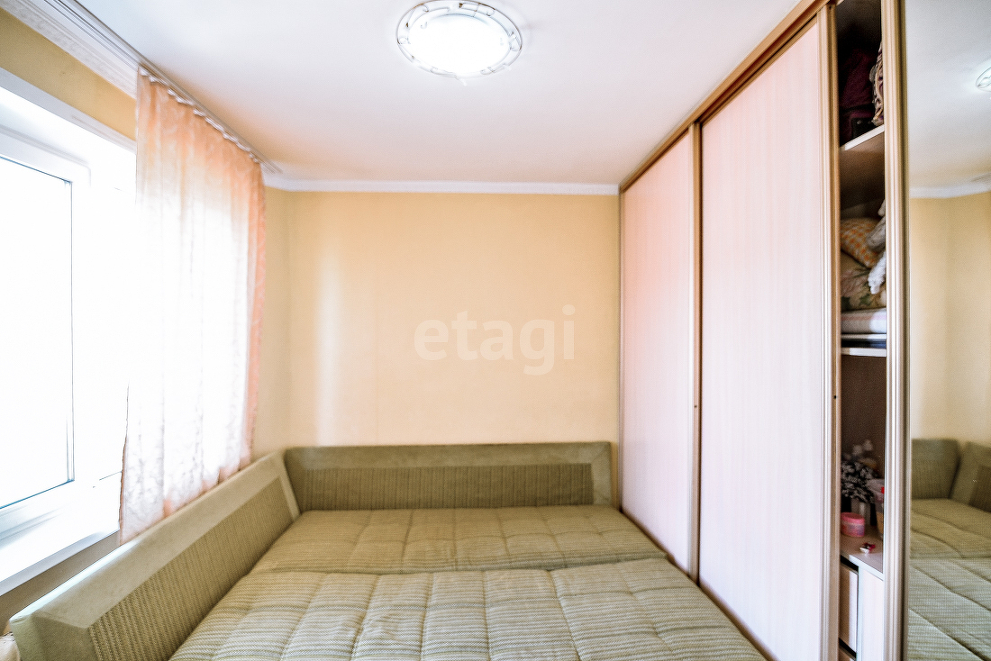 Продажа 4-комнатной квартиры, Южно-Сахалинск, Сахалинская область,  Южно-Сахалинск