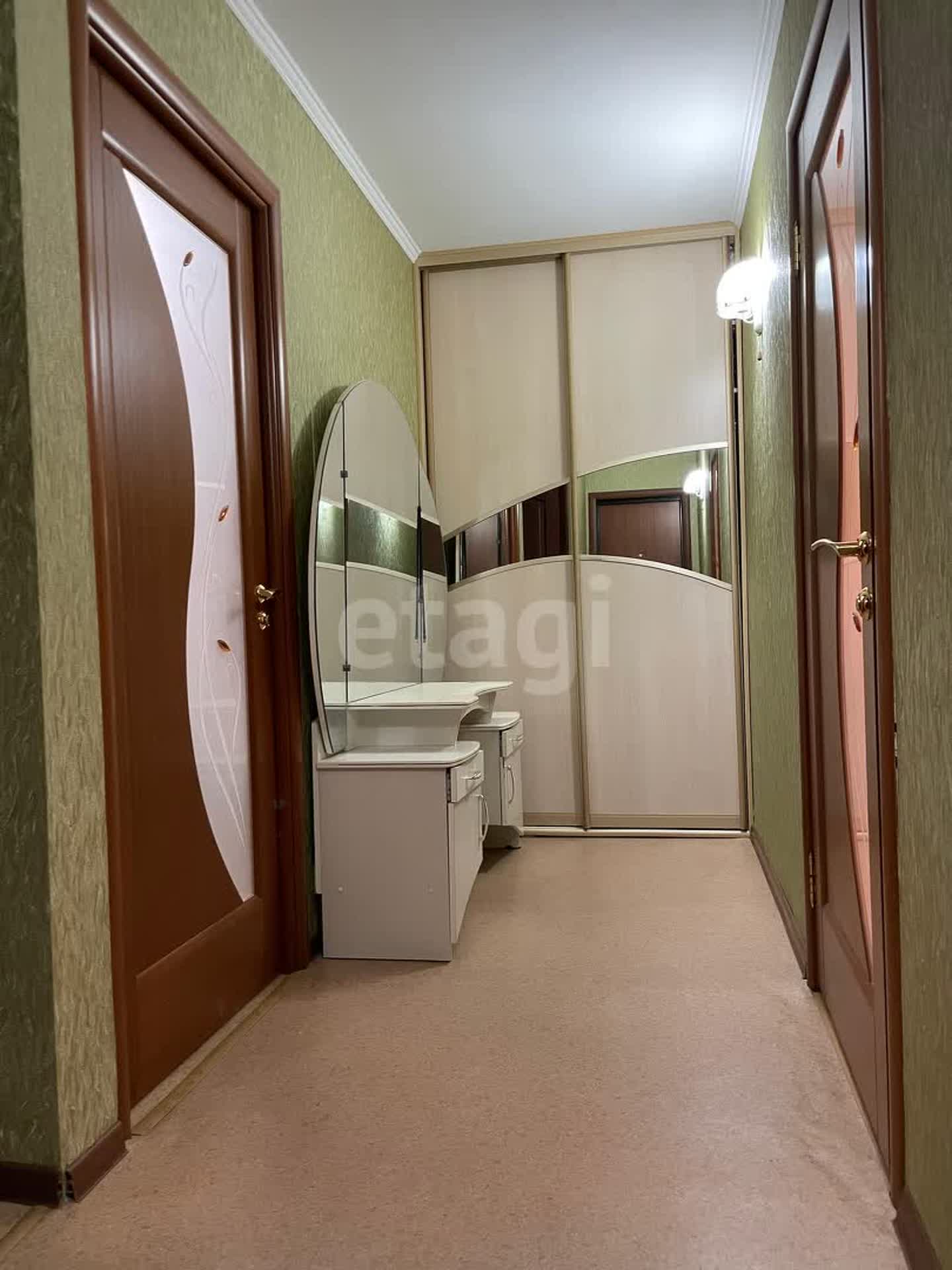 Продажа 2-комнатной квартиры, Южно-Сахалинск, Сахалинская область,  Южно-Сахалинск