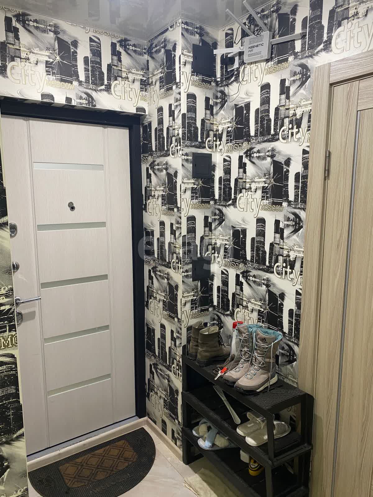 Продажа 3-комнатной квартиры, Южно-Сахалинск, Сахалинская область,  Южно-Сахалинск