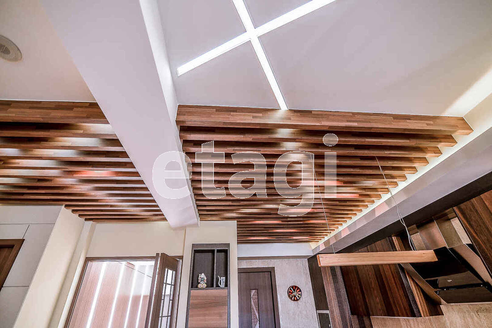 Продажа 3-комнатной квартиры, Южно-Сахалинск, Сахалинская область,  Южно-Сахалинск