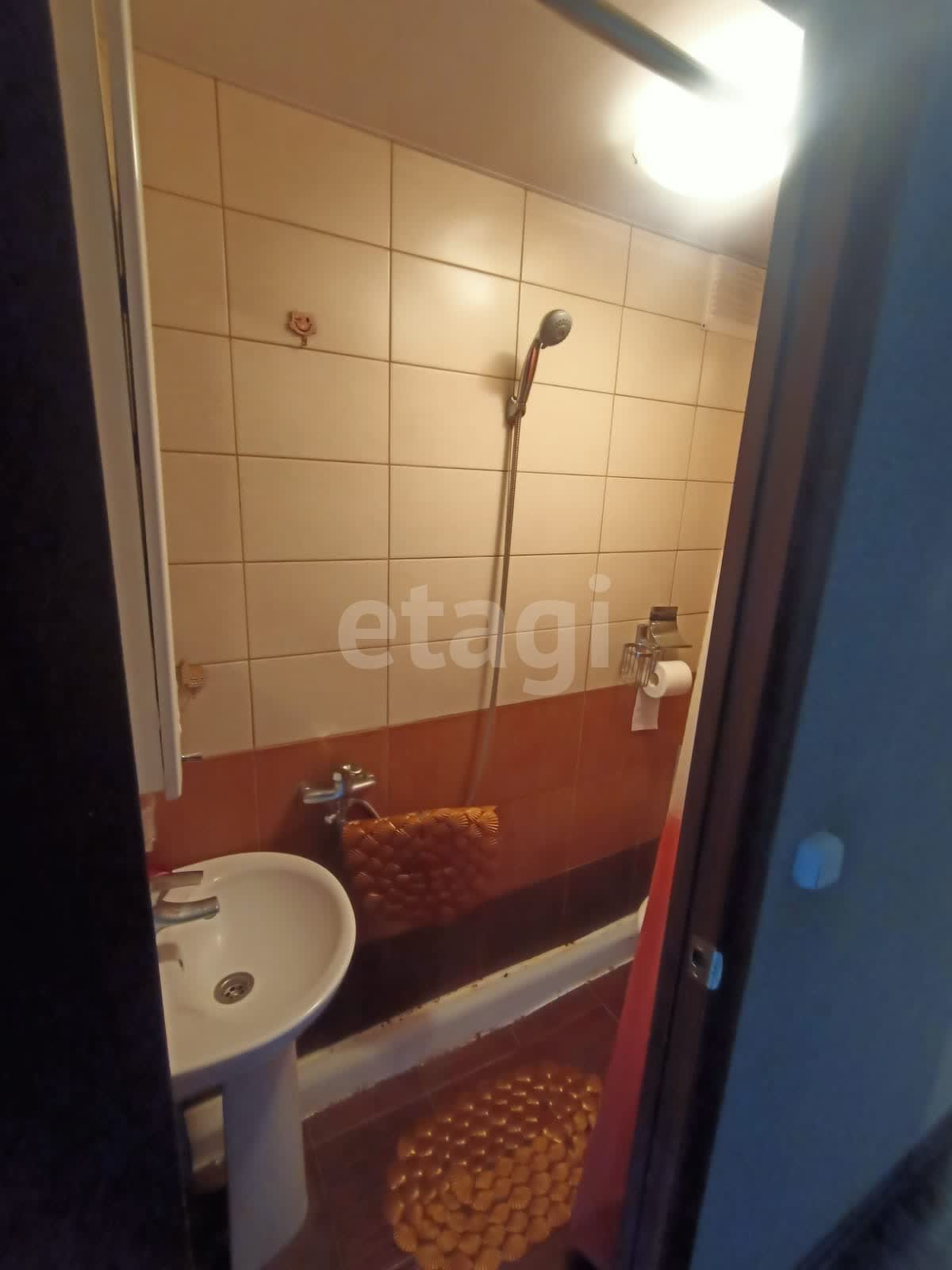 Продажа 2-комнатной квартиры, Южно-Сахалинск, Сахалинская область,  Южно-Сахалинск