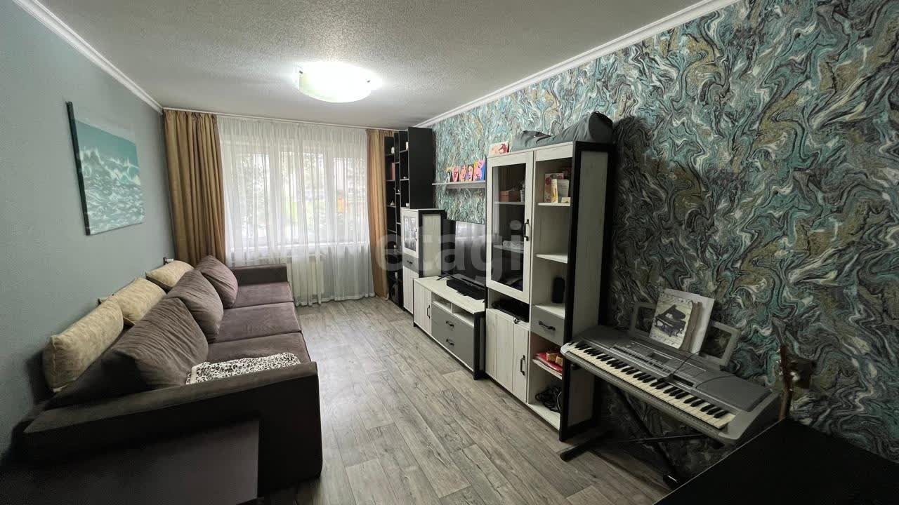 Продажа 2-комнатной квартиры, Южно-Сахалинск, Сахалинская область,  Южно-Сахалинск