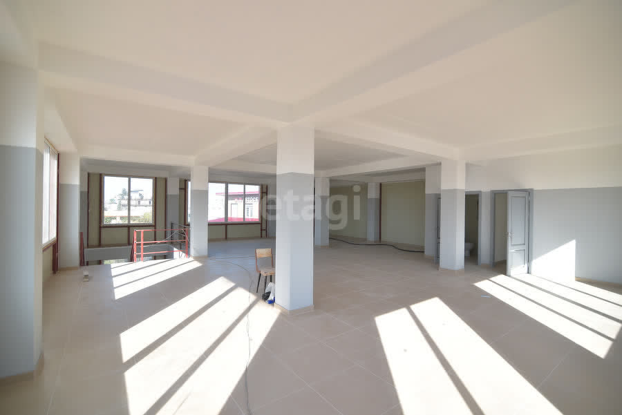 Аренда коммерческой недвижимости, 240м <sup>2</sup>, Южно-Сахалинск, Сахалинская область,  Южно-Сахалинск