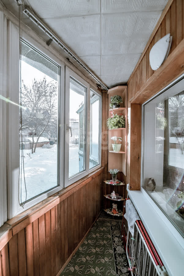 Продажа 2-комнатной квартиры, Южно-Сахалинск, Сахалинская область,  Южно-Сахалинск