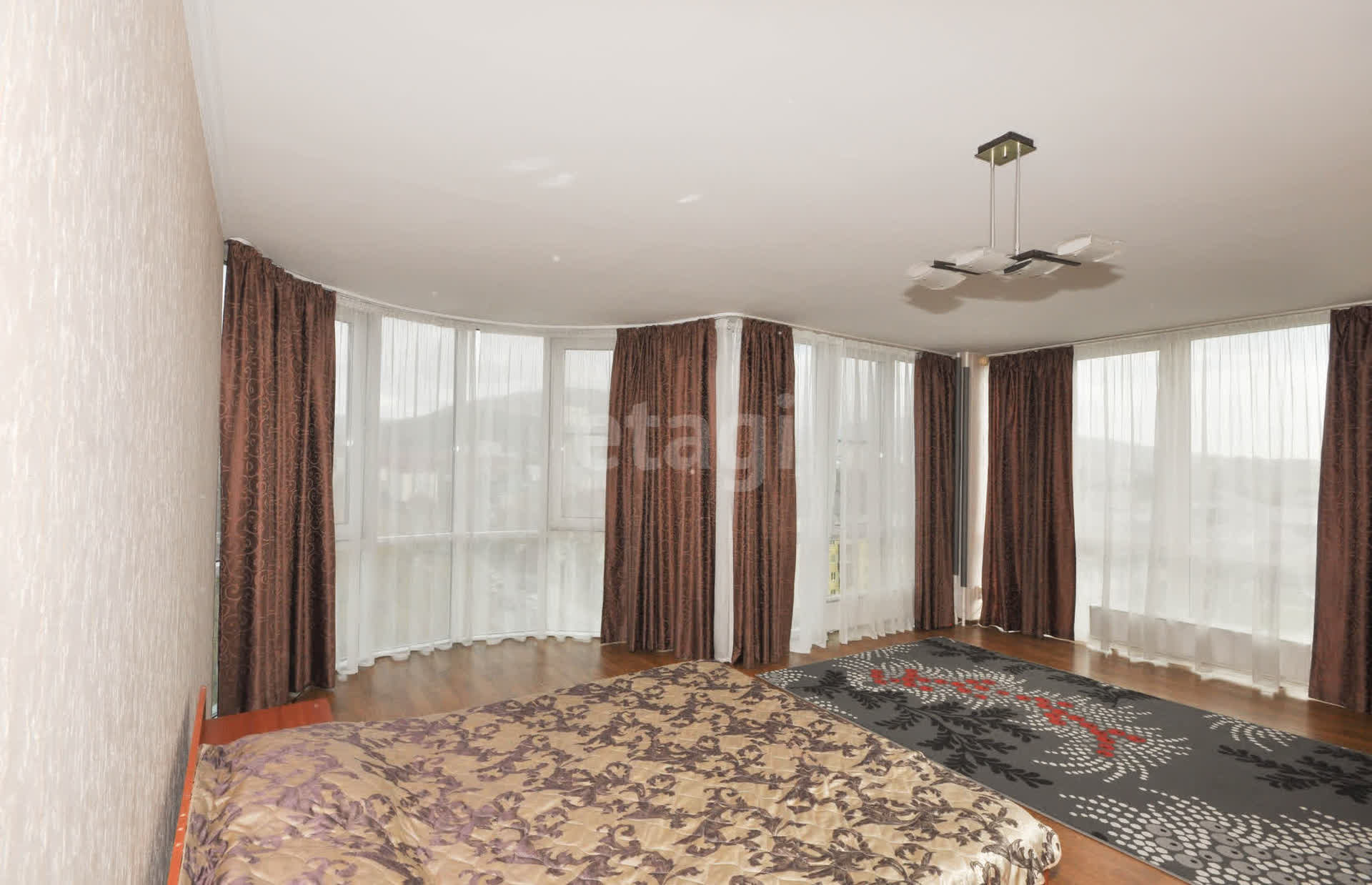 Продажа 3-комнатной квартиры, Южно-Сахалинск, Сахалинская область,  Южно-Сахалинск