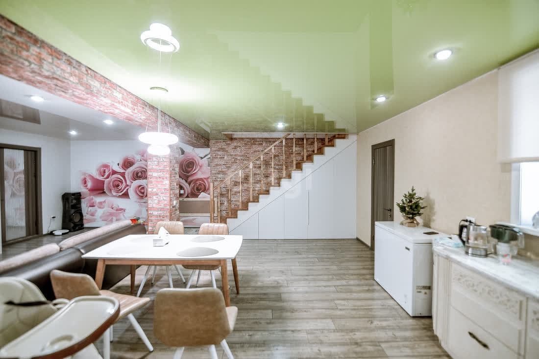 Продажа дома, 215м <sup>2</sup>, 7 сот., Южно-Сахалинск, Сахалинская область,  Южно-Сахалинск