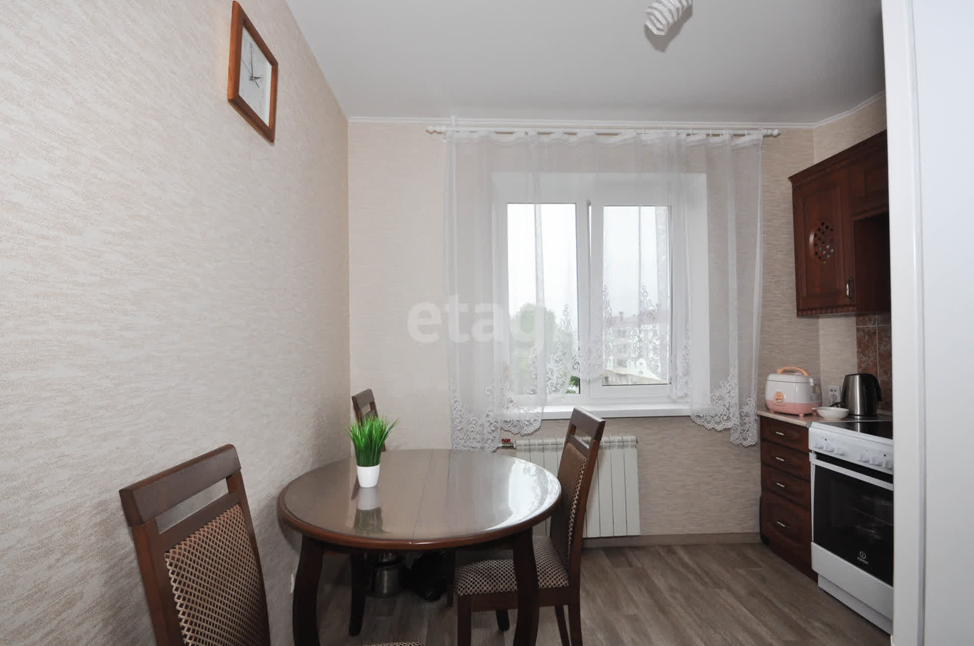 Продажа 2-комнатной квартиры, Южно-Сахалинск, Сахалинская область,  Южно-Сахалинск