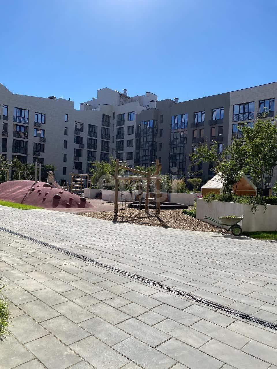 Продажа 3-комнатной квартиры, Южно-Сахалинск, Сахалинская область,  Южно-Сахалинск