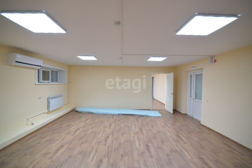 Продажа коммерческой недвижимости, 1136м <sup>2</sup>, Южно-Сахалинск, Сахалинская область,  Южно-Сахалинск