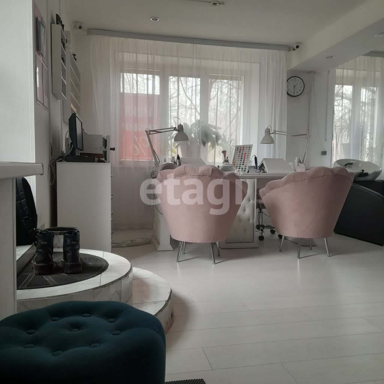 Продажа коммерческой недвижимости, 38м <sup>2</sup>, Улан-Удэ, Бурятия,  Улан-Удэ