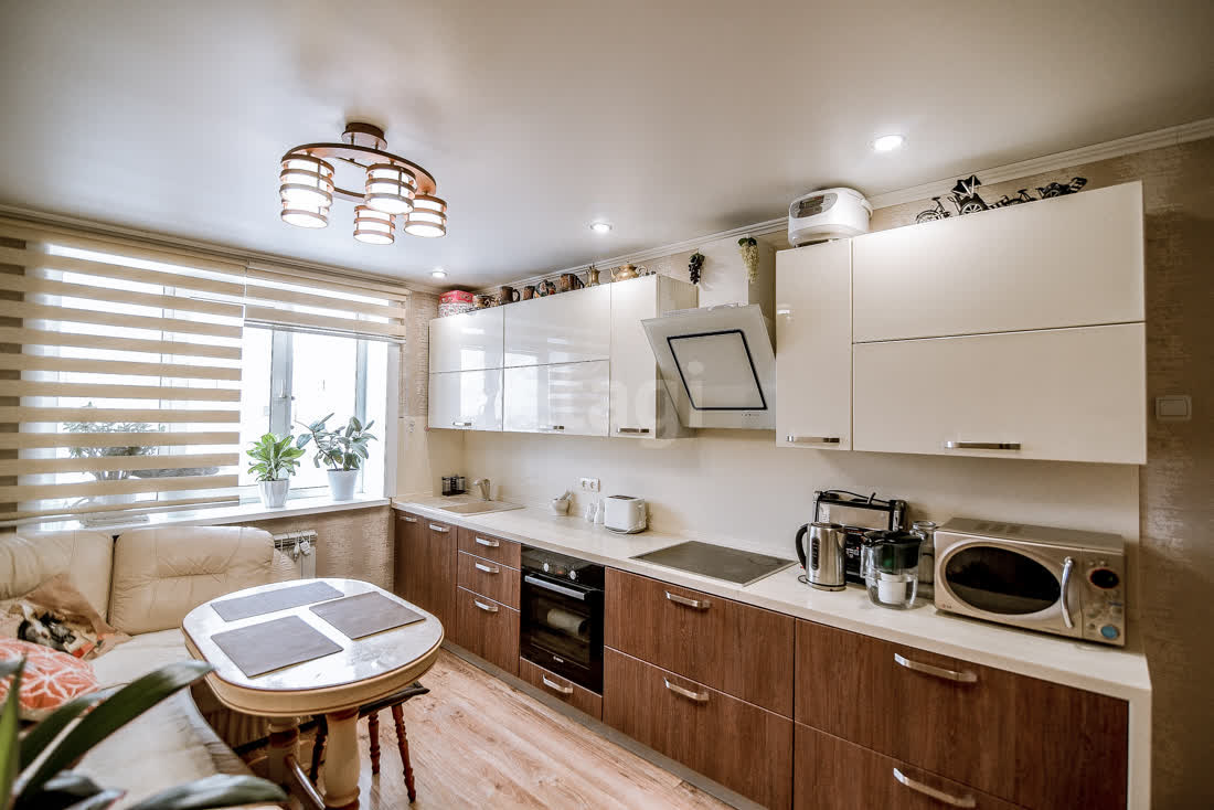 Продажа 2-комнатной квартиры, Южно-Сахалинск, Сахалинская область,  Южно-Сахалинск