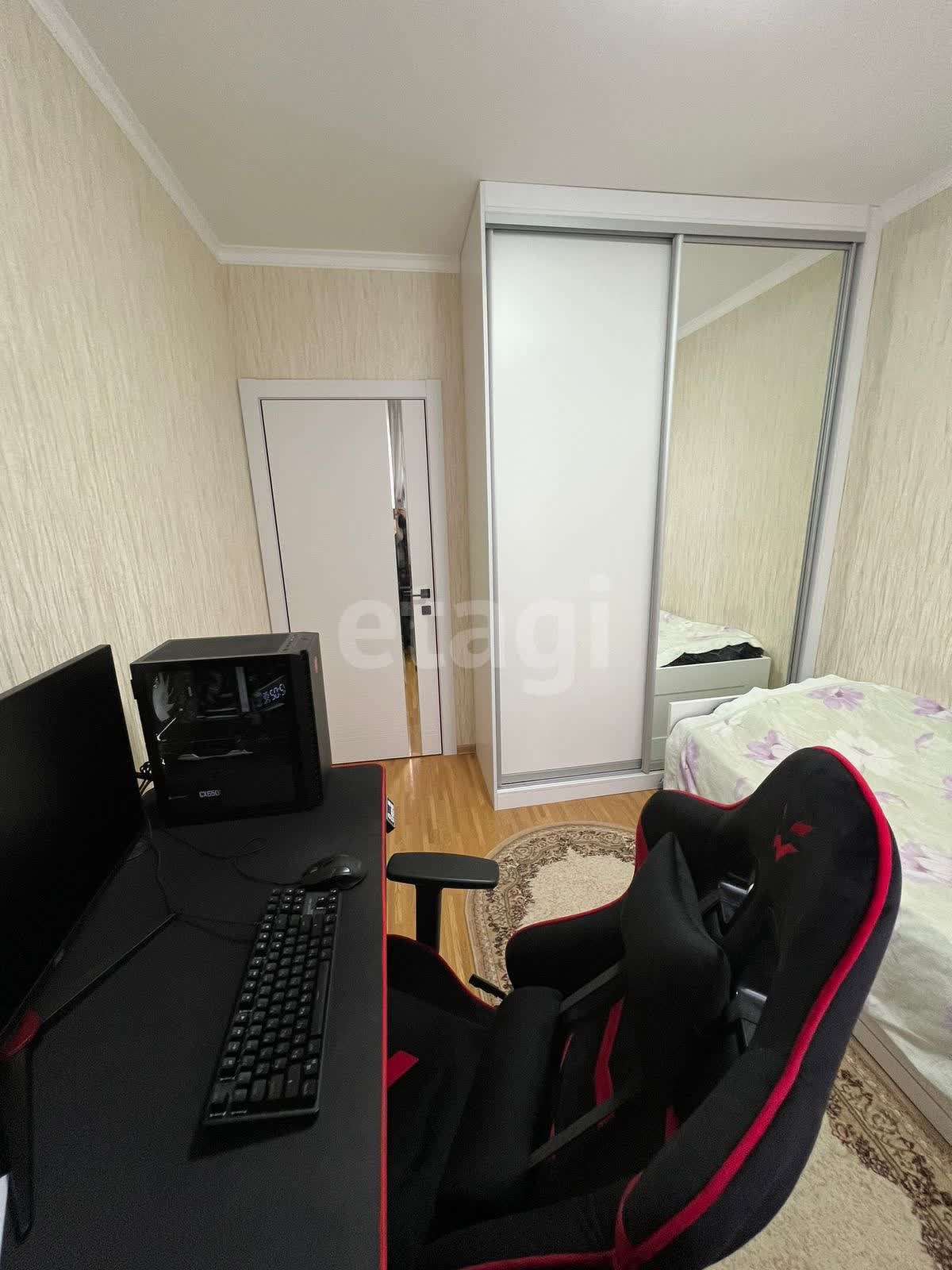 Продажа 3-комнатной квартиры, Южно-Сахалинск, Сахалинская область,  Южно-Сахалинск