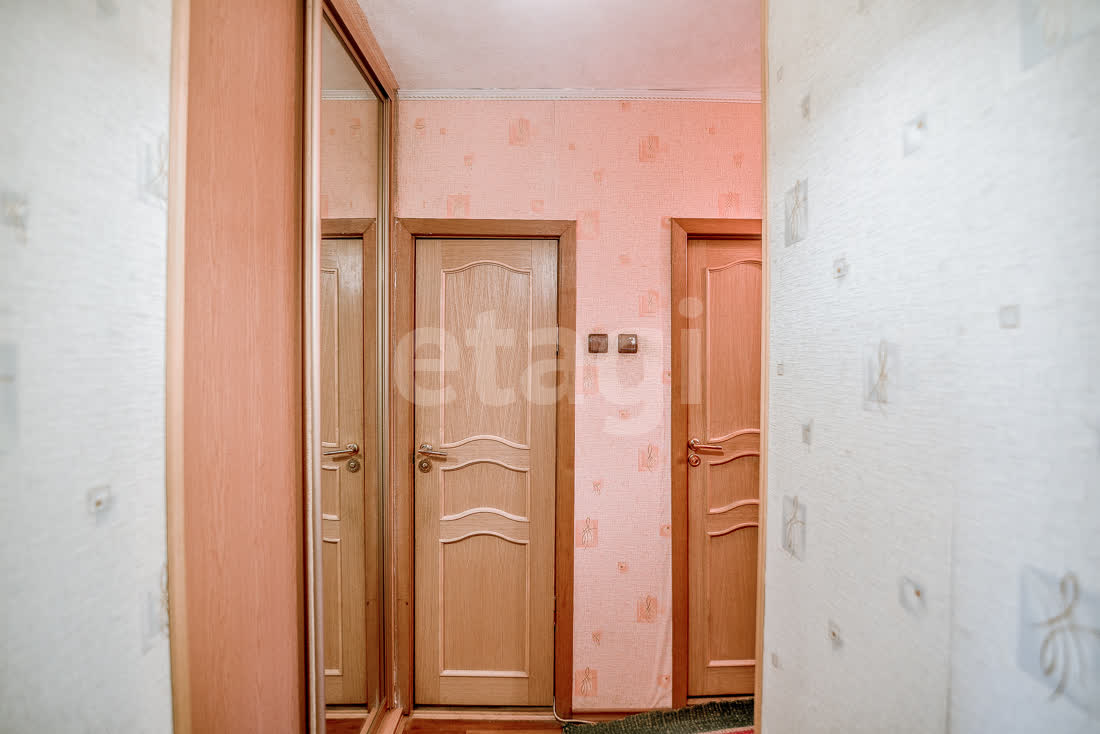 Продажа 2-комнатной квартиры, Южно-Сахалинск, Сахалинская область,  Южно-Сахалинск