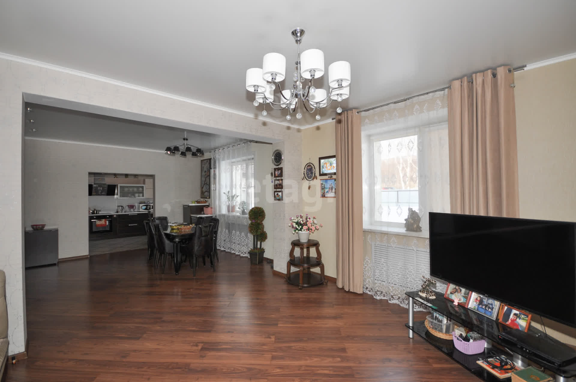 Продажа дома, 242м <sup>2</sup>, 10 сот., Южно-Сахалинск, Сахалинская область,  