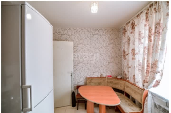 Продажа 2-комнатной квартиры, Южно-Сахалинск, Сахалинская область,  Южно-Сахалинск