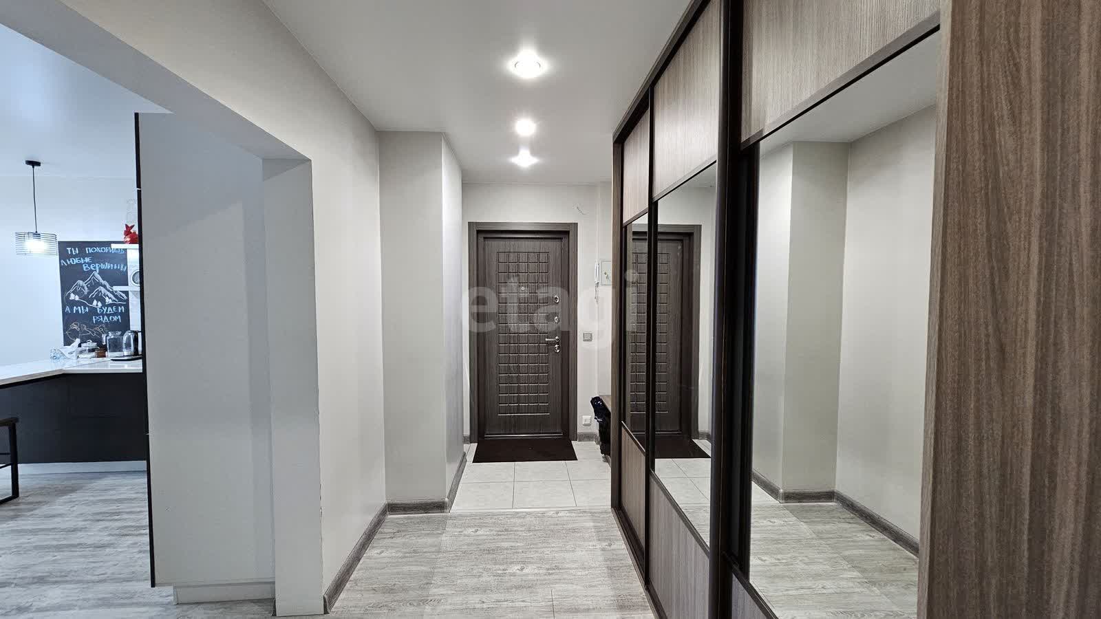 Продажа 3-комнатной квартиры, Южно-Сахалинск, Сахалинская область,  Южно-Сахалинск