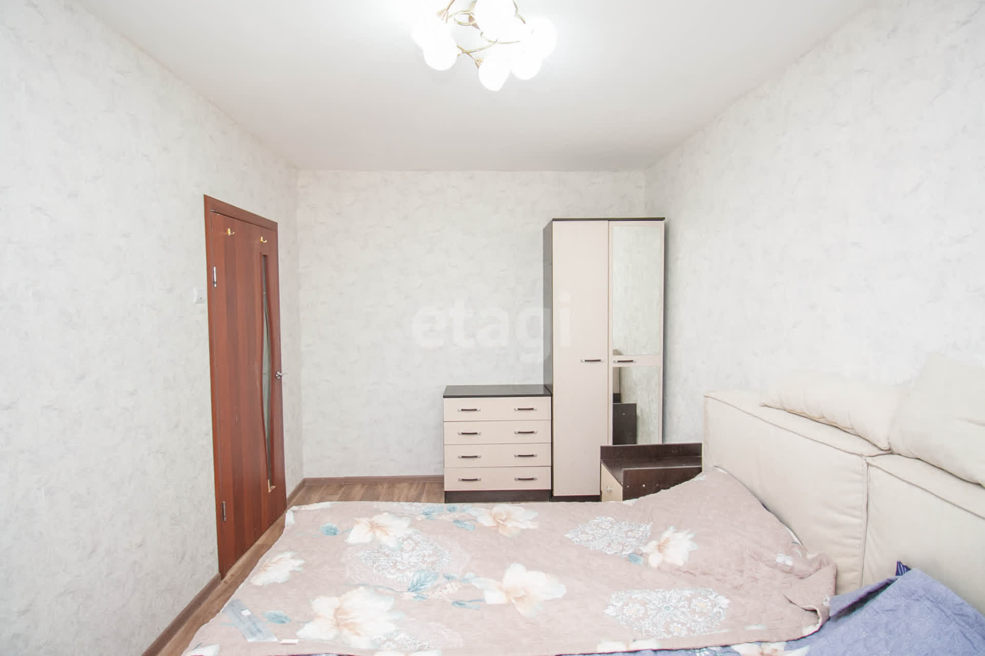 Продажа 2-комнатной квартиры, Южно-Сахалинск, Сахалинская область,  Южно-Сахалинск