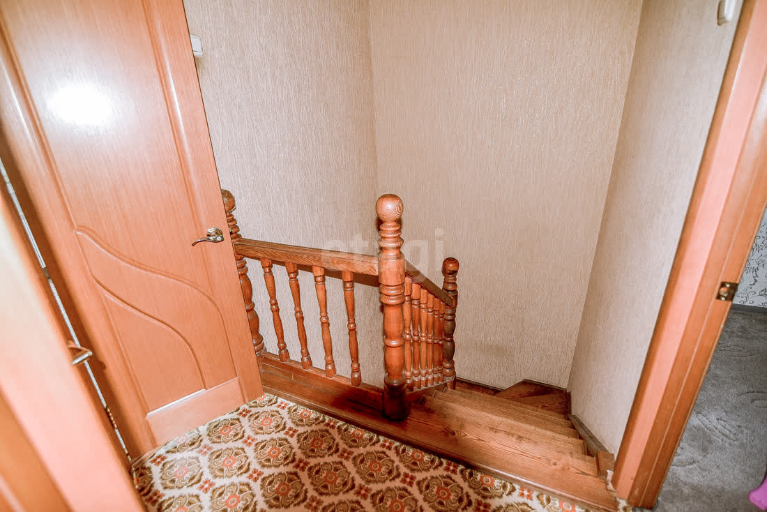 Продажа 4-комнатной квартиры, Южно-Сахалинск, Сахалинская область,  Южно-Сахалинск