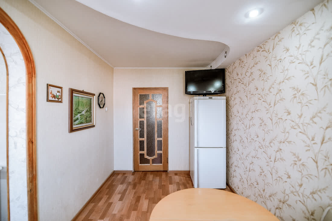 Продажа 4-комнатной квартиры, Южно-Сахалинск, Сахалинская область,  Южно-Сахалинск