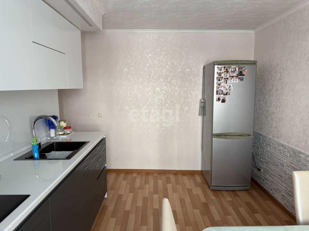 Продажа 2-комнатной квартиры, Южно-Сахалинск, Сахалинская область,  Южно-Сахалинск