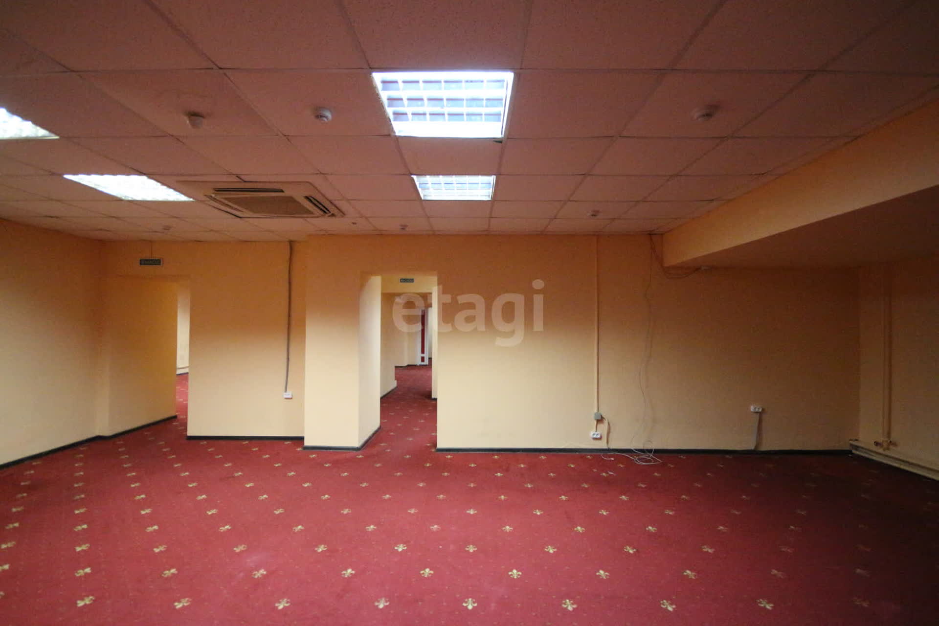 Аренда коммерческой недвижимости, 320м <sup>2</sup>, Новый Уренгой, Ямало-Ненецкий АО,  Новый Уренгой