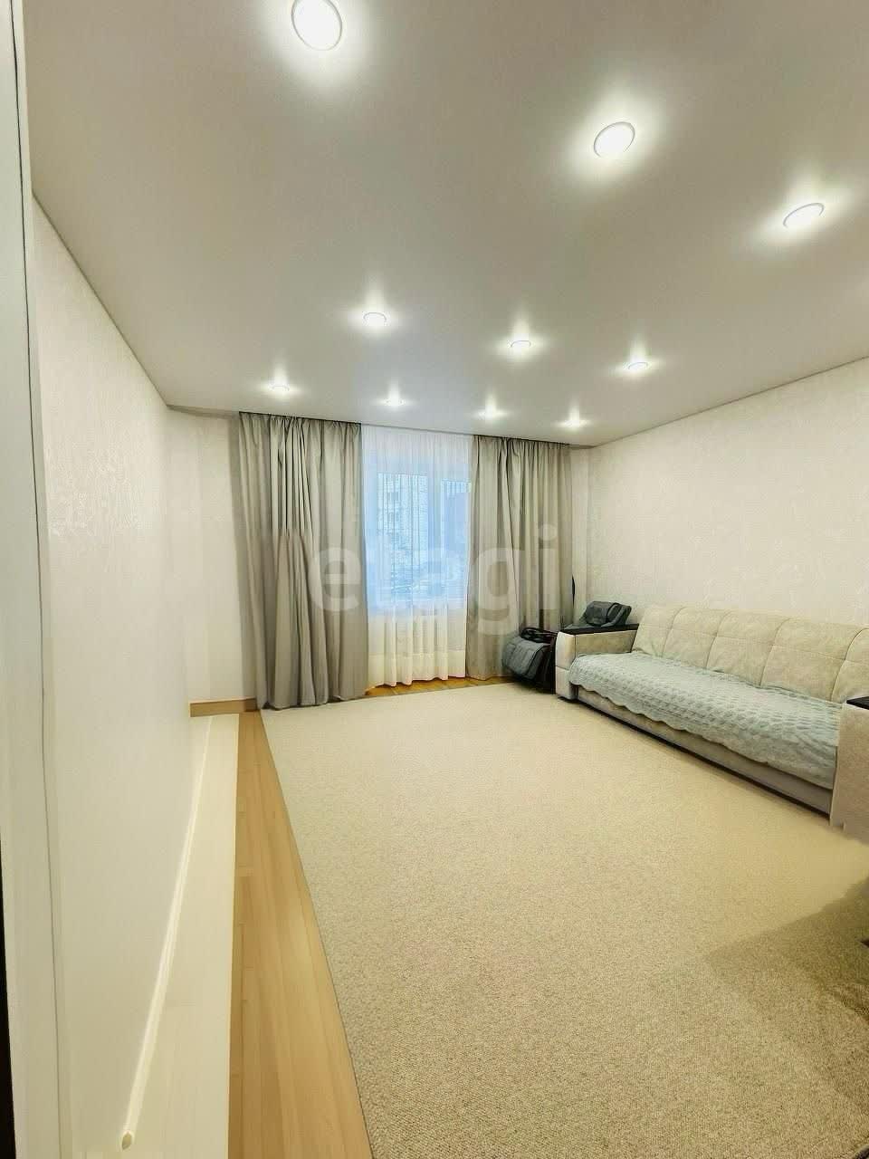 Продажа 3-комнатной квартиры, Южно-Сахалинск, Сахалинская область,  Южно-Сахалинск