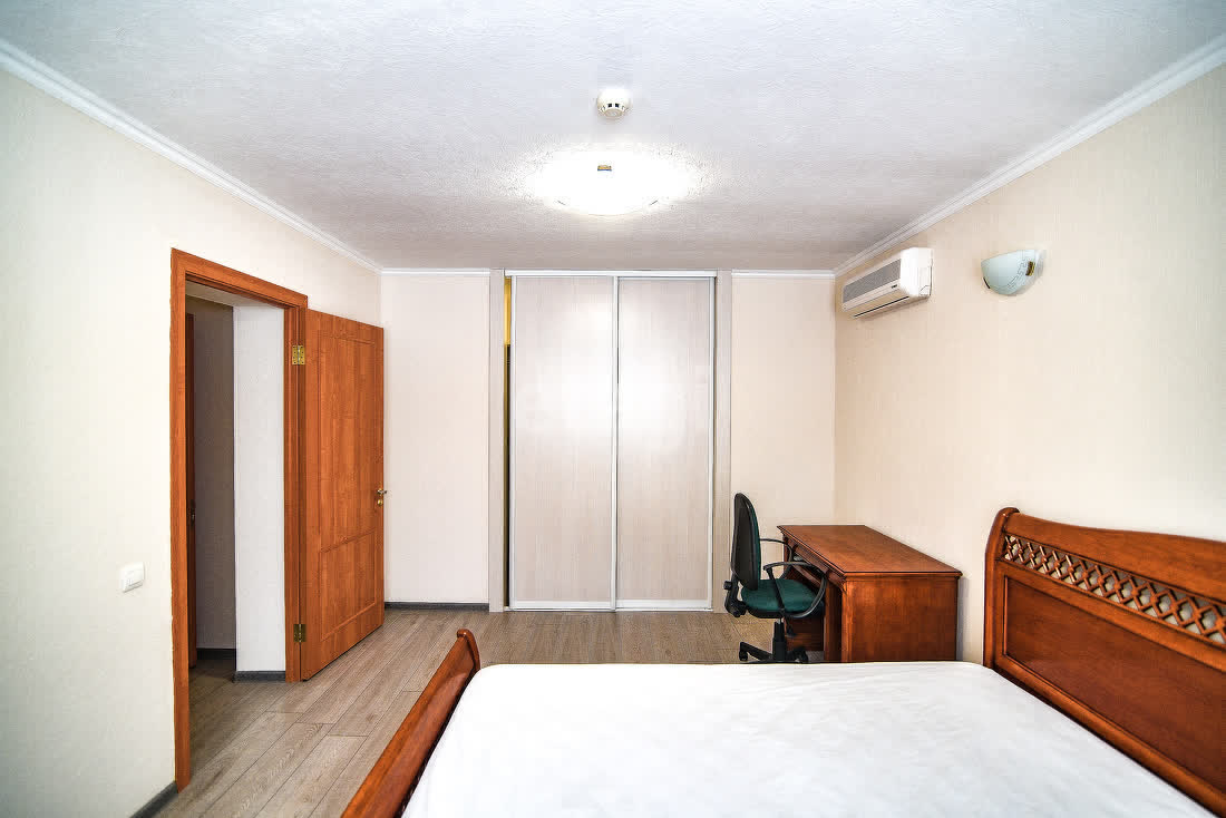 Аренда 2-комнатной квартиры, Южно-Сахалинск, Сахалинская область,  Южно-Сахалинск