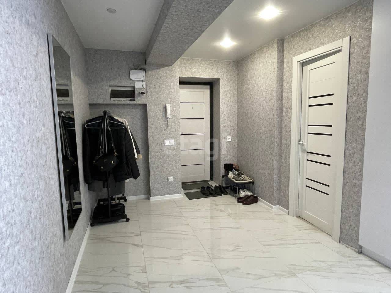 Продажа 3-комнатной квартиры, Южно-Сахалинск, Сахалинская область,  Южно-Сахалинск