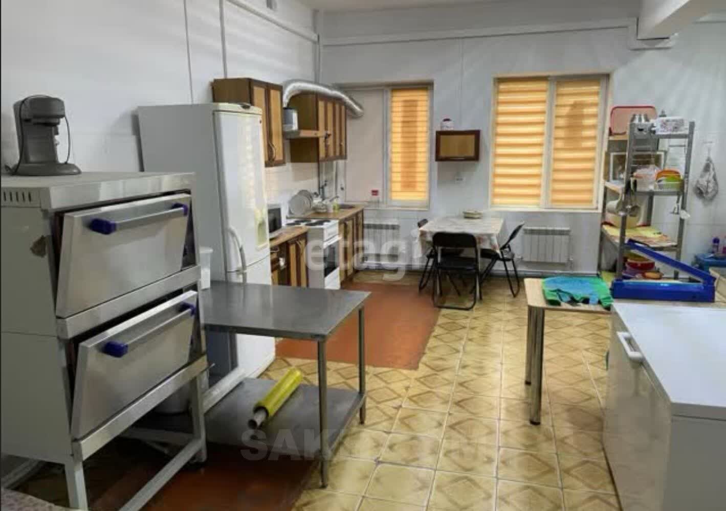 Аренда коммерческой недвижимости, 500м <sup>2</sup>, Южно-Сахалинск, Сахалинская область,  Южно-Сахалинск