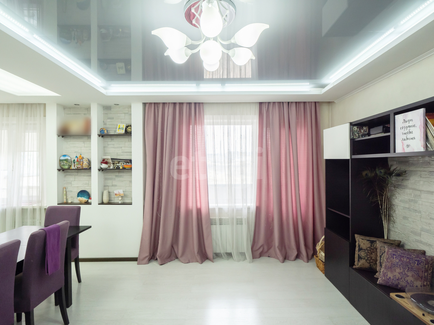 Продажа 4-комнатной квартиры, Улан-Удэ, Республика Бурятия,  Улан-Удэ