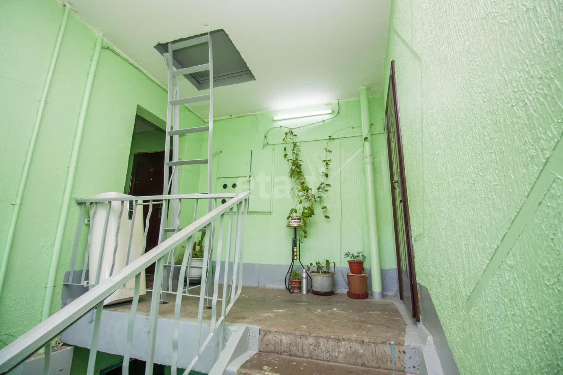 Продажа 2-комнатной квартиры, Южно-Сахалинск, Сахалинская область,  Южно-Сахалинск