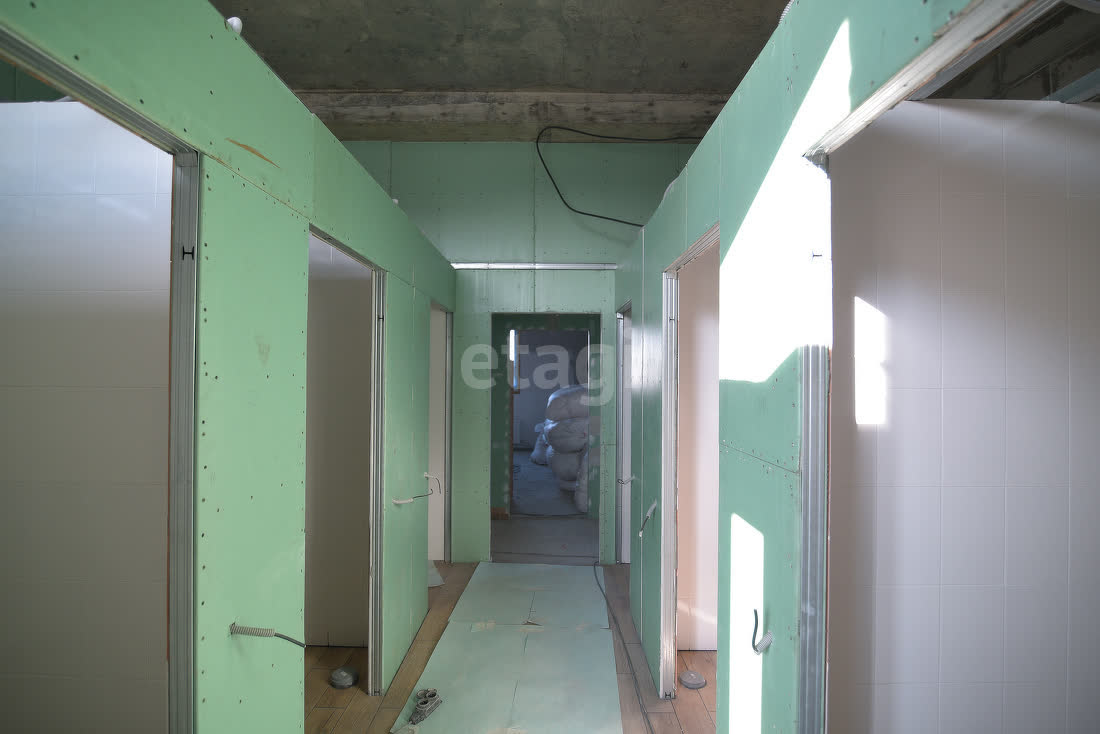 Продажа коммерческой недвижимости, 425м <sup>2</sup>, Южно-Сахалинск, Сахалинская область,  Южно-Сахалинск