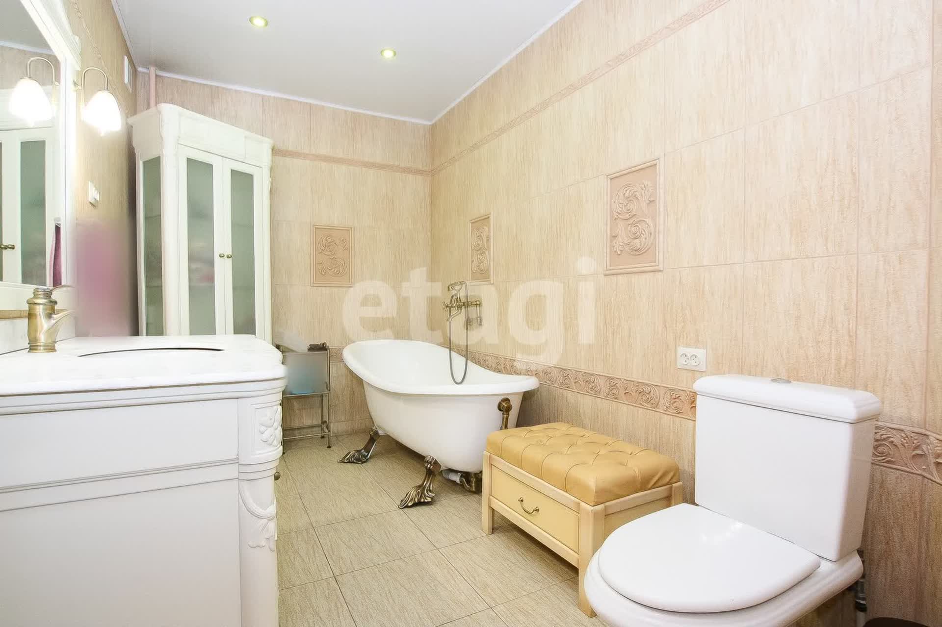 Продажа дома, 247м <sup>2</sup>, 15 сот., Улан-Удэ, Республика Бурятия,  