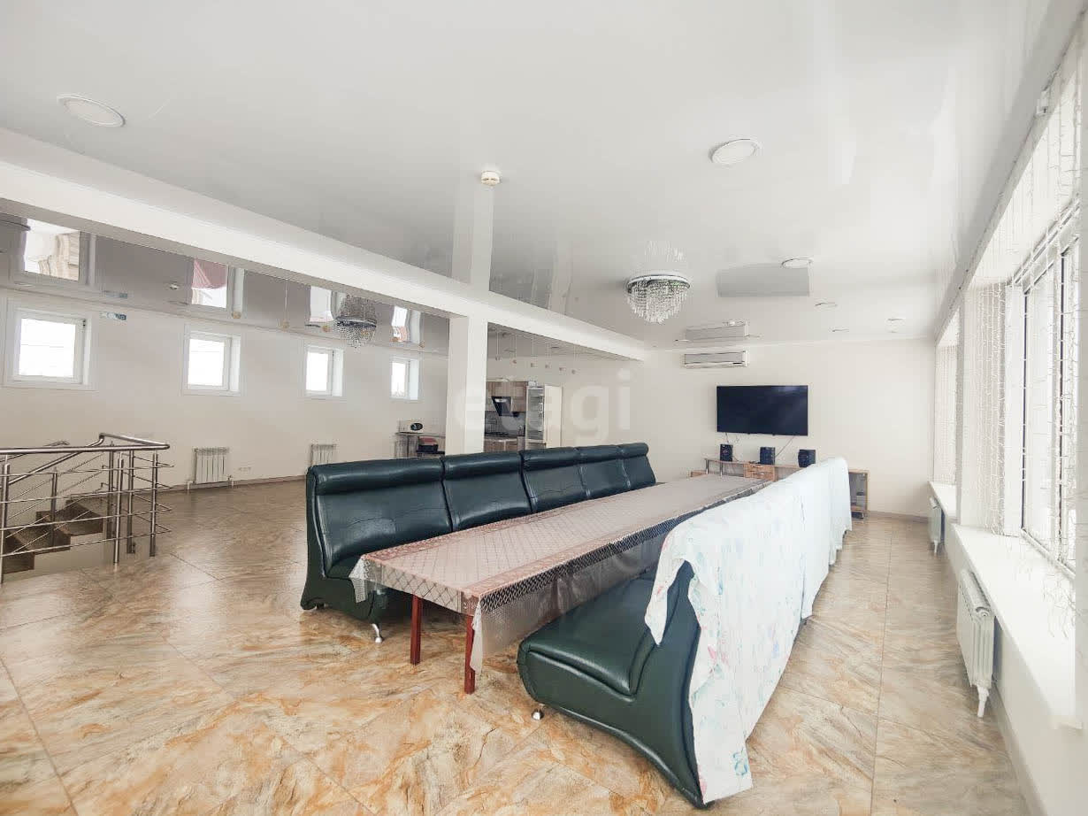 Продажа коммерческой недвижимости, 445м <sup>2</sup>, Южно-Сахалинск, Сахалинская область,  Южно-Сахалинск