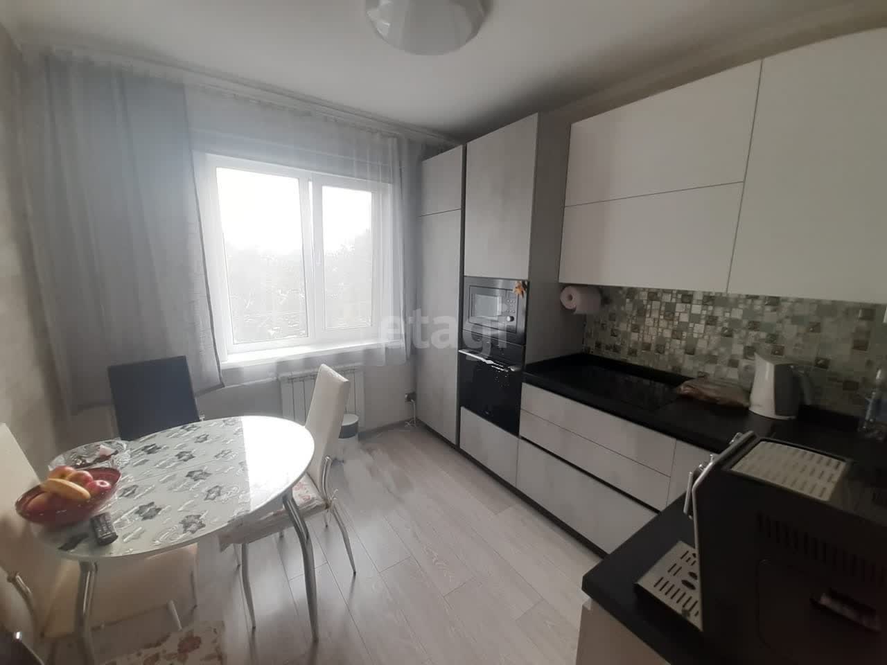 Продажа 3-комнатной квартиры, Южно-Сахалинск, Сахалинская область,  Южно-Сахалинск