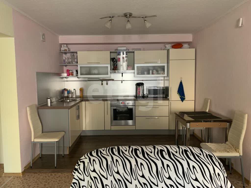 Продажа 2-комнатной квартиры, Южно-Сахалинск, Сахалинская область,  Южно-Сахалинск