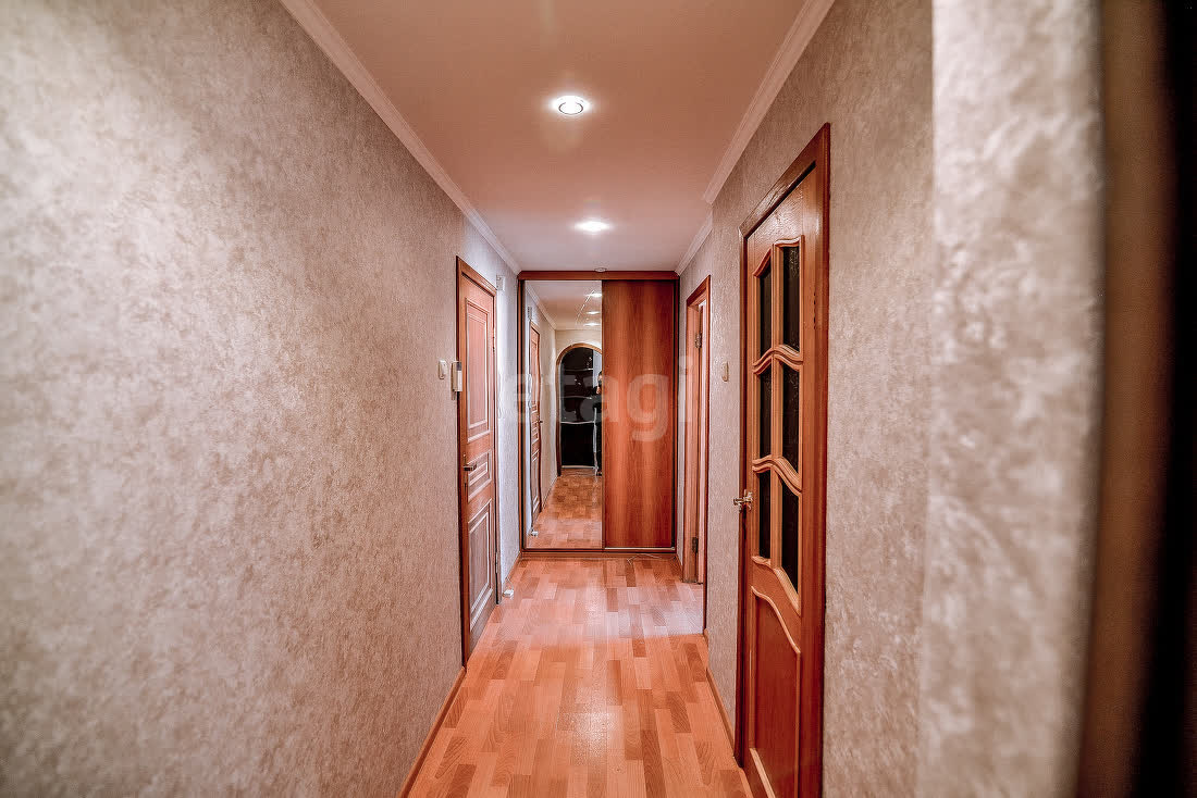 Продажа 4-комнатной квартиры, Южно-Сахалинск, Сахалинская область,  Южно-Сахалинск