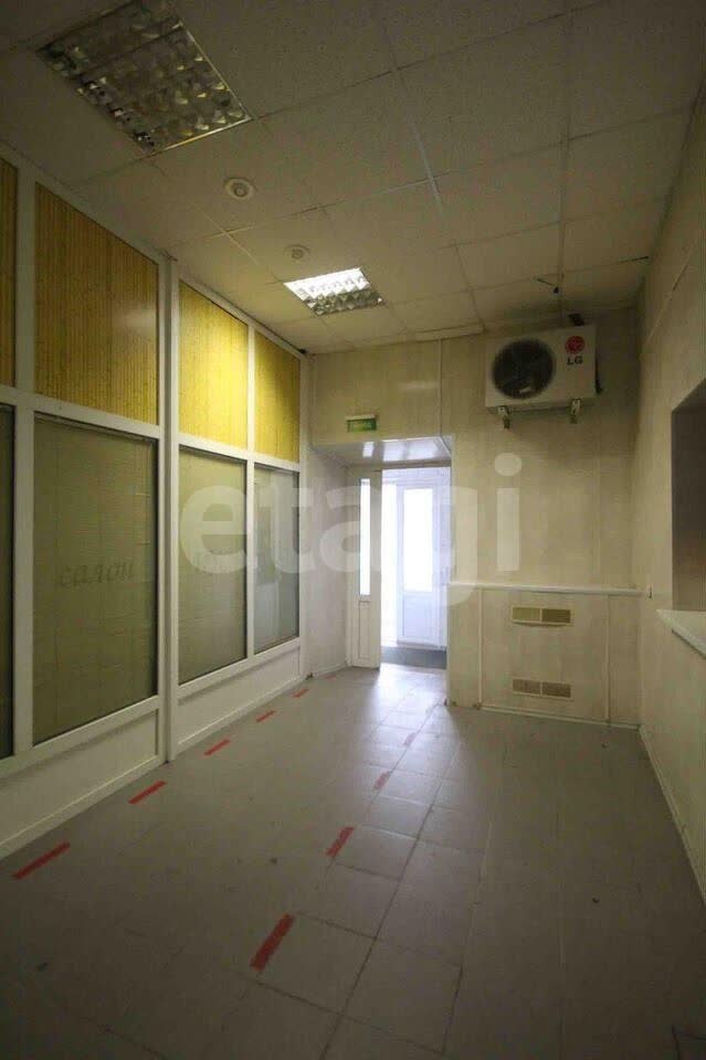 Продажа коммерческой недвижимости, 297м <sup>2</sup>, Новый Уренгой, Ямало-Ненецкий АО,  Новый Уренгой