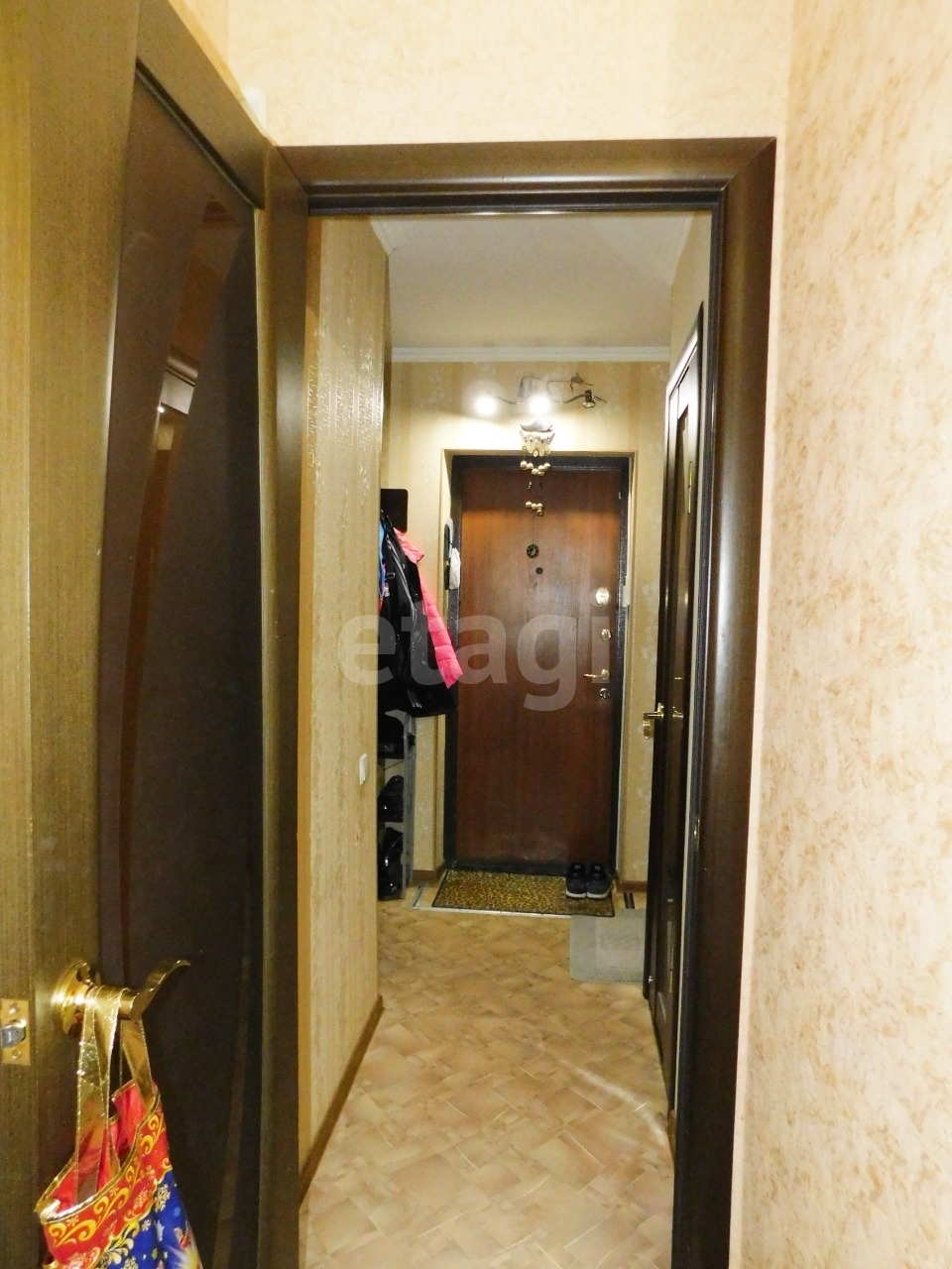 Продажа 2-комнатной квартиры, Южно-Сахалинск, Сахалинская область,  Южно-Сахалинск