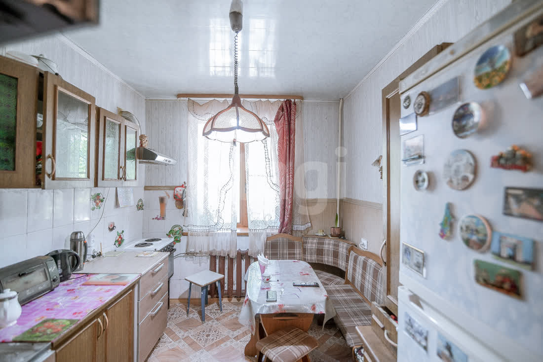 Продажа 2-комнатной квартиры, Южно-Сахалинск, Сахалинская область,  Южно-Сахалинск