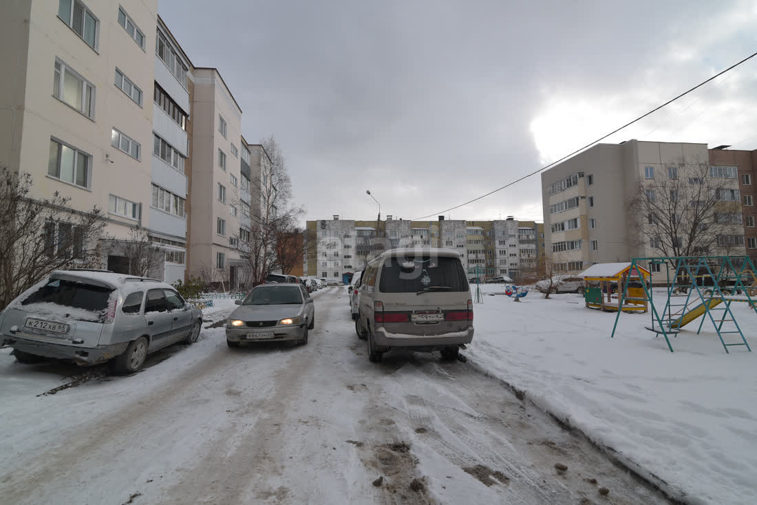 Продажа 3-комнатной квартиры, Южно-Сахалинск, Сахалинская область,  Южно-Сахалинск