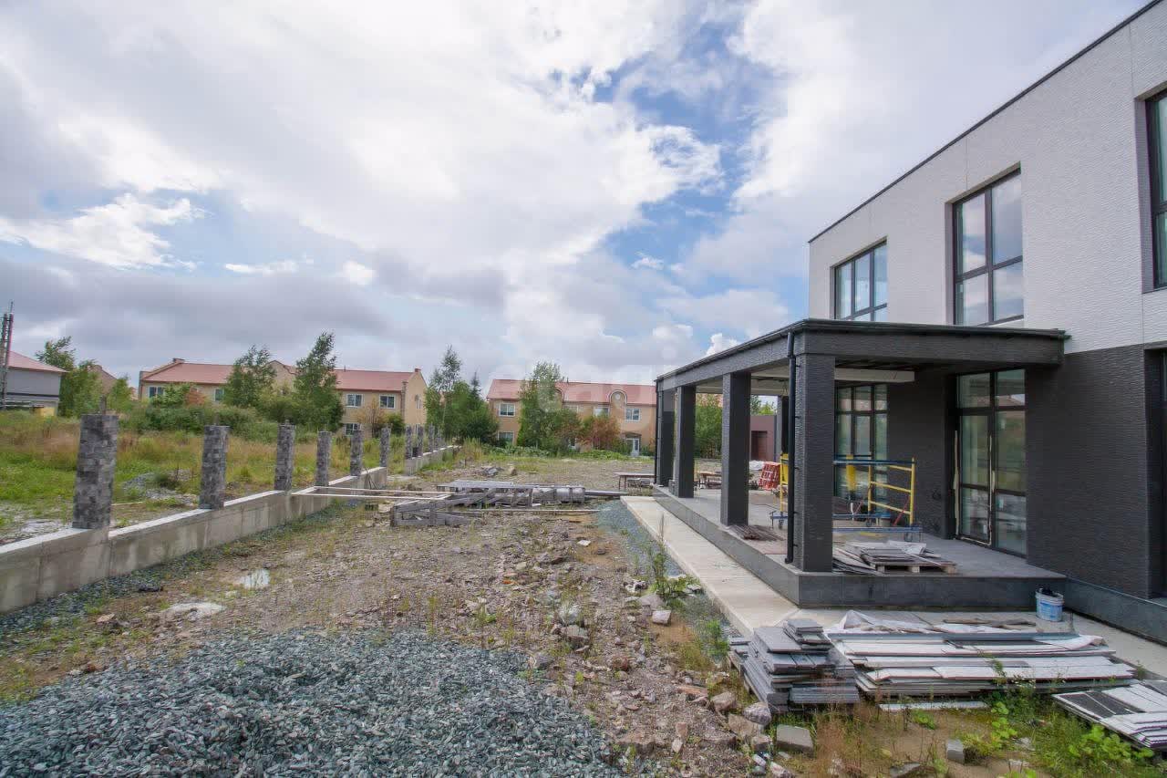 Продажа дома, 260м <sup>2</sup>, 20 сот., Южно-Сахалинск, Сахалинская область,  Южно-Сахалинск