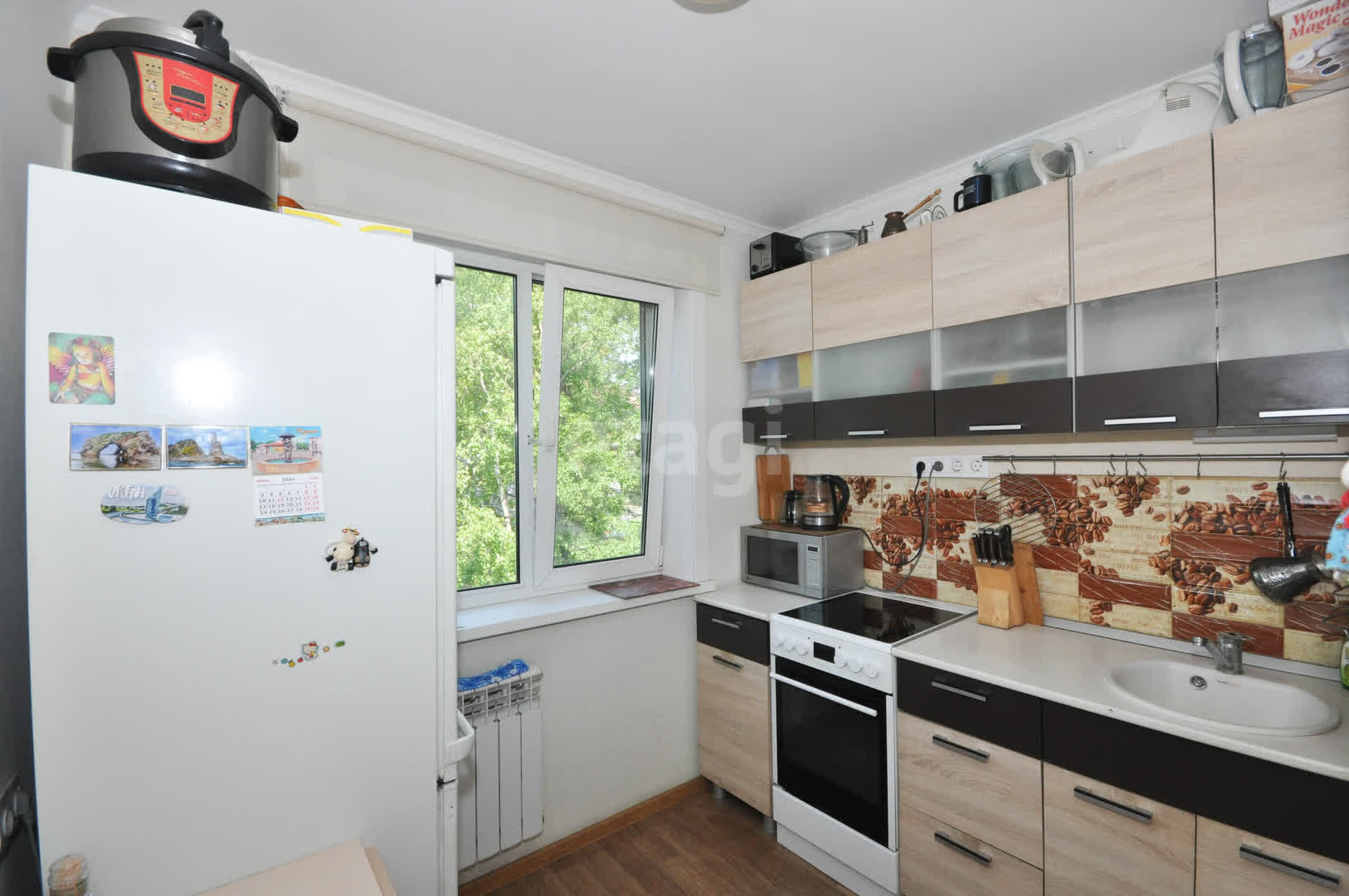 Продажа 2-комнатной квартиры, Южно-Сахалинск, Сахалинская область,  Южно-Сахалинск