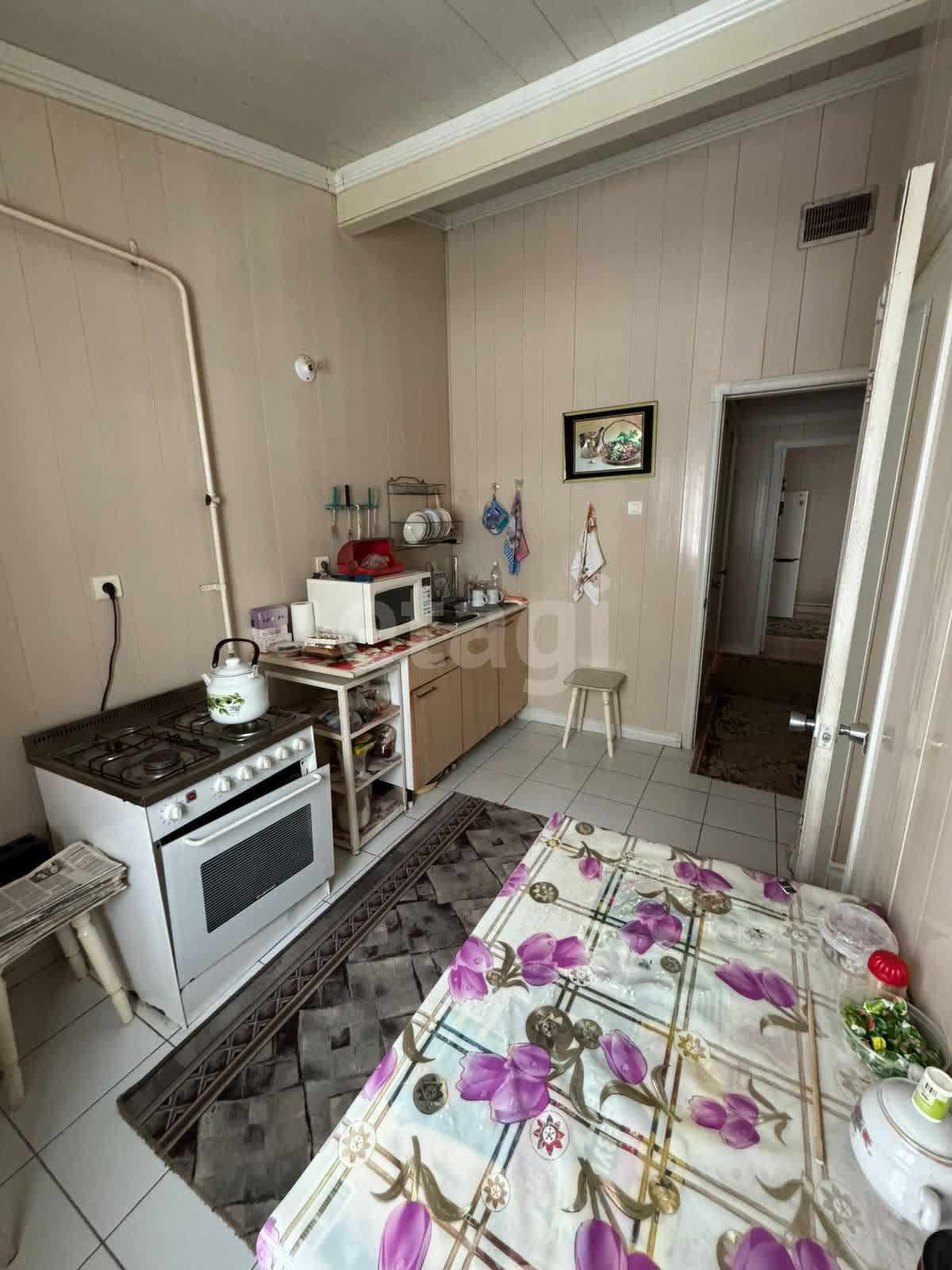 Продажа 2-комнатной квартиры, Южно-Сахалинск, Сахалинская область,  Южно-Сахалинск