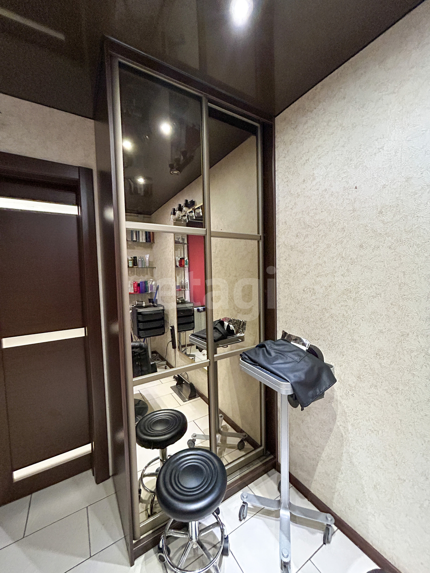 Продажа коммерческой недвижимости, 48м <sup>2</sup>, Новый Уренгой, Ямало-Ненецкий АО,  Новый Уренгой