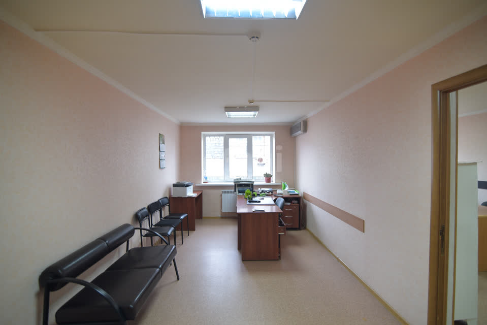 Продажа коммерческой недвижимости, 1136м <sup>2</sup>, Южно-Сахалинск, Сахалинская область,  Южно-Сахалинск