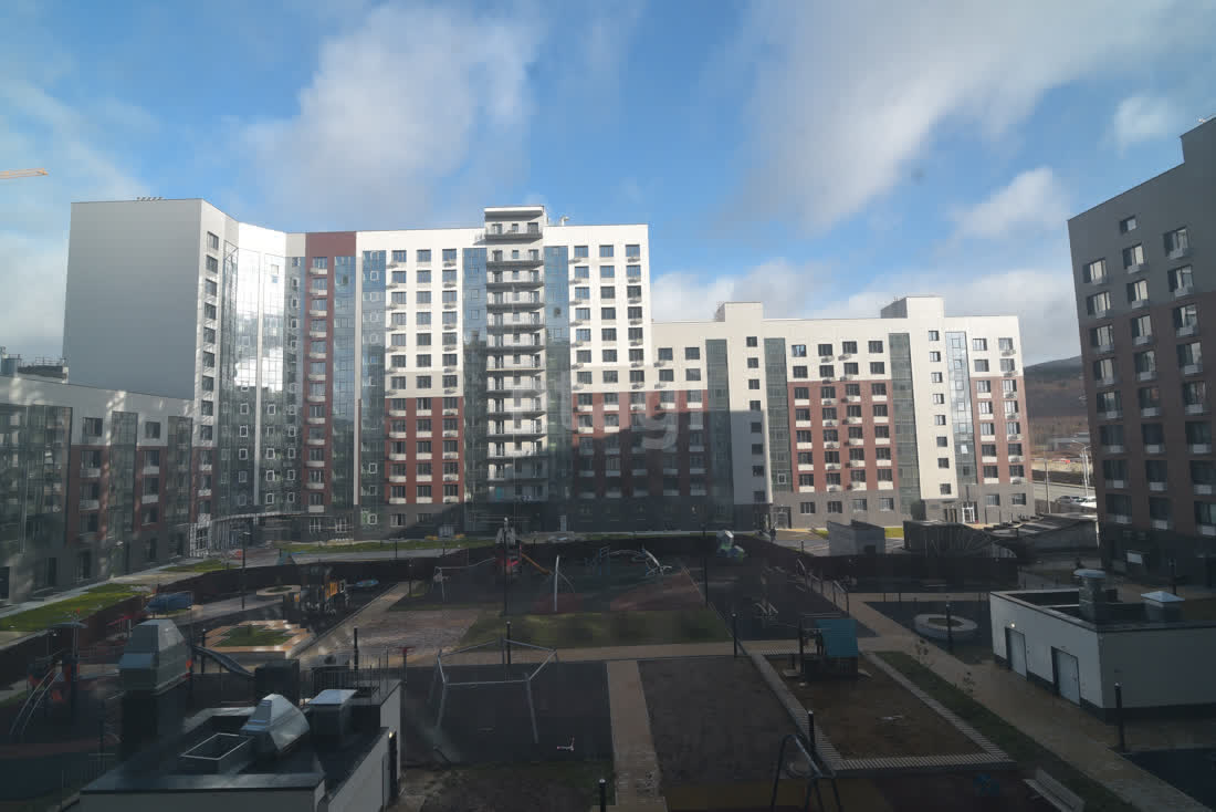 Продажа 4-комнатной квартиры, Южно-Сахалинск, Сахалинская область,  Южно-Сахалинск