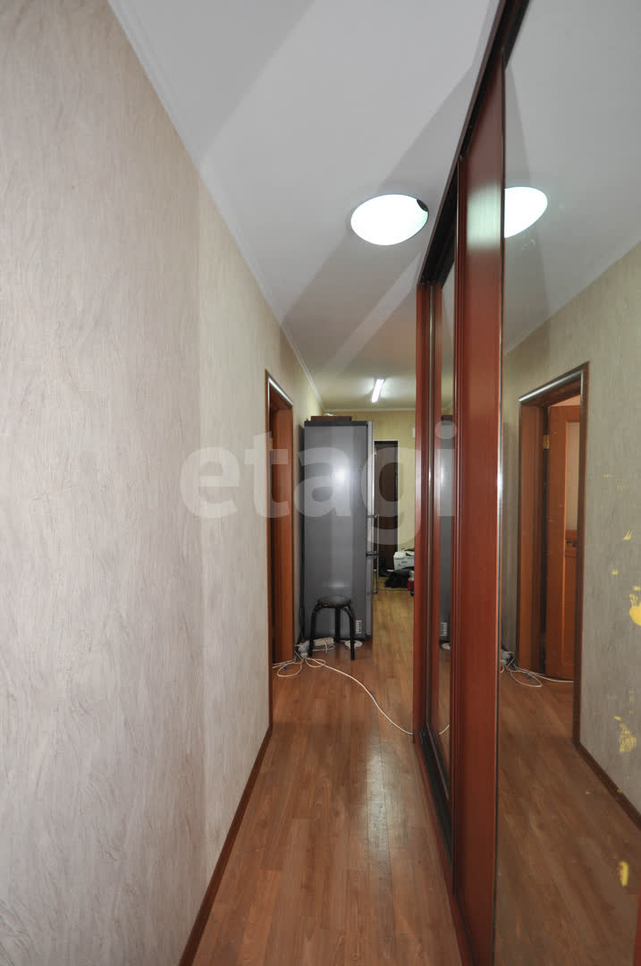 Продажа 4-комнатной квартиры, Южно-Сахалинск, Сахалинская область,  Южно-Сахалинск