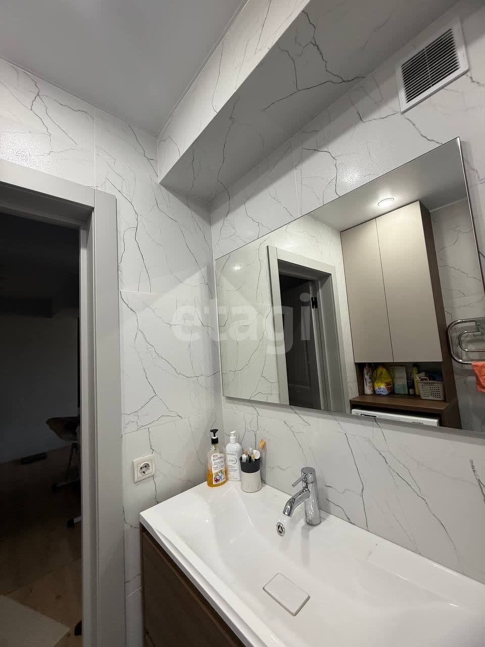 Продажа 3-комнатной квартиры, Улан-Удэ, Республика Бурятия,  Улан-Удэ