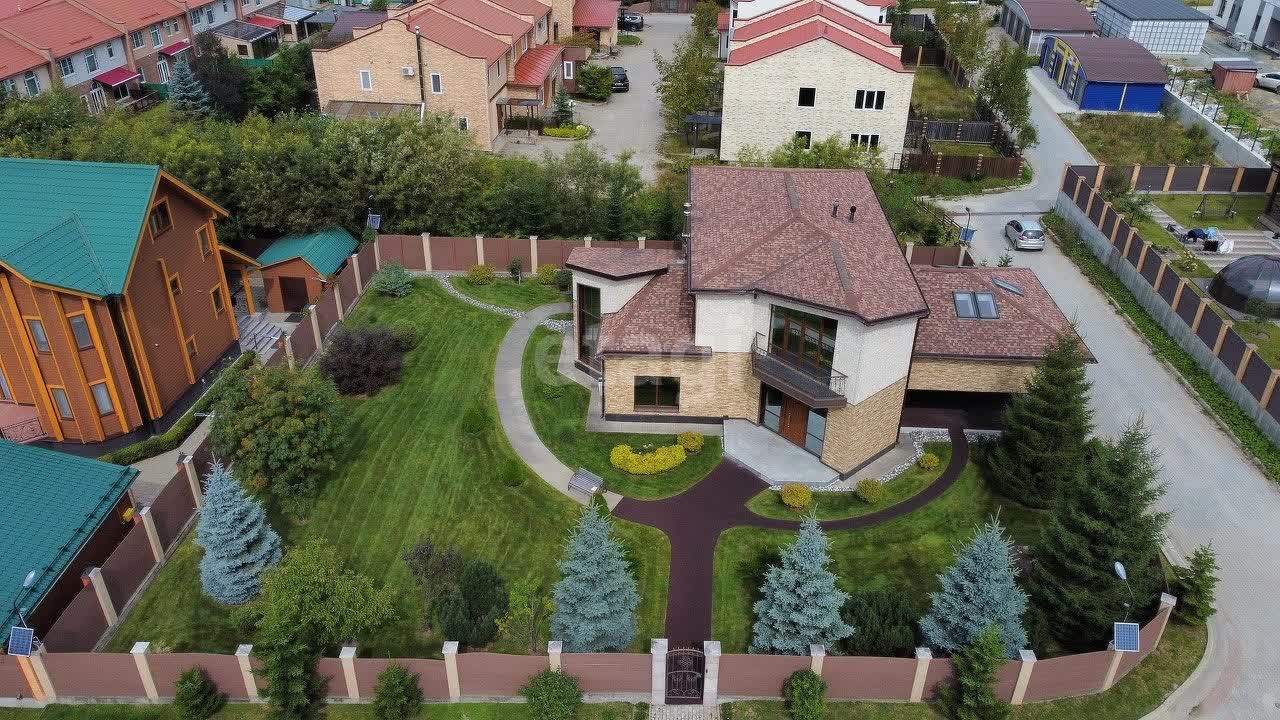 Аренда дома, 267.4м <sup>2</sup>, Южно-Сахалинск, Сахалинская область,  